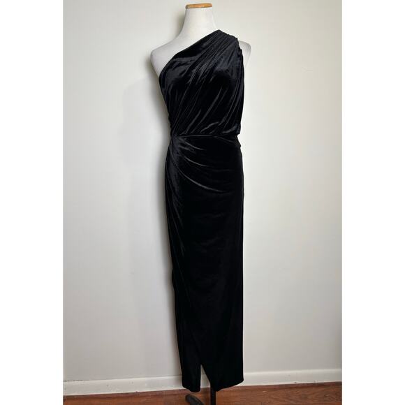 Express Black Velvet Maxi Dress Size Medium One Shoulder Cocktail Party Wedding - Picture 1 of 9